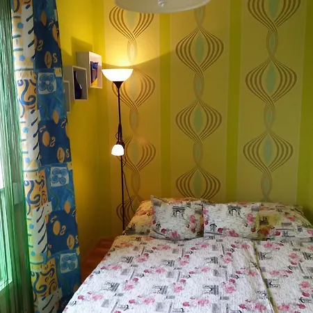 Gyongyi Apartman 아파트